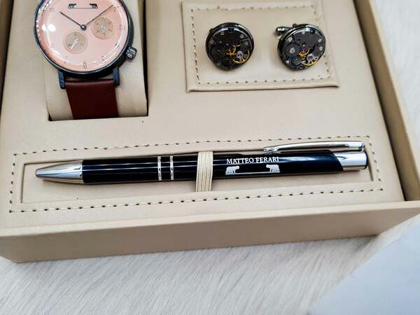 Set bărbătesc Cadou Matteo Ferari, Ceas, Butoni si pix metalic MF023B110G