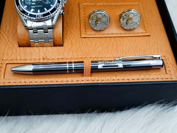 Set bărbătesc Cadou Matteo Ferari, Ceas, Butoni si pix metalic MF014B110G