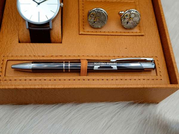 Set bărbătesc Cadou Matteo Ferari, Ceas, Butoni si pix metalic MF025B110G